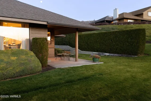 $369,900 | 101 North 48th Avenue, Unit 38, Yakima, WA 98908