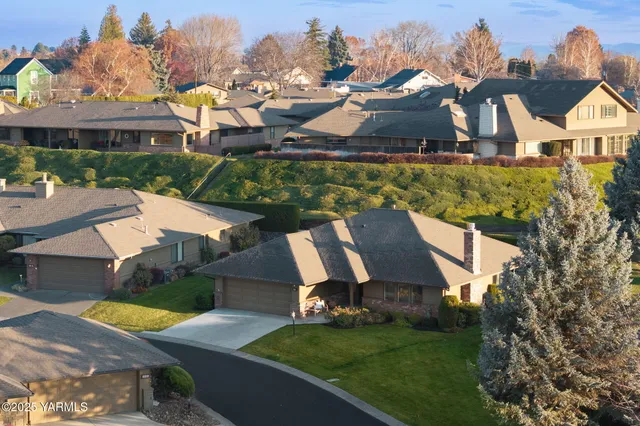 $369,900 | 101 North 48th Avenue, Unit 38, Yakima, WA 98908