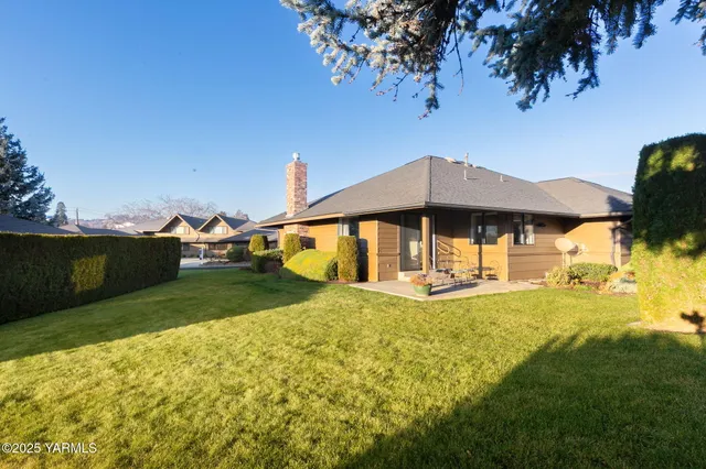 $369,900 | 101 North 48th Avenue, Unit 38, Yakima, WA 98908