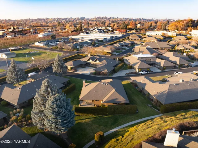 $369,900 | 101 North 48th Avenue, Unit 38, Yakima, WA 98908