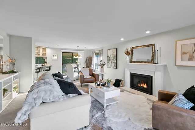 $369,900 | 101 North 48th Avenue, Unit 38, Yakima, WA 98908