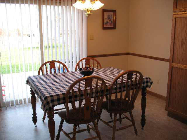 7729 Fibia Place-92 Fort Wayne, IN 46818 - Photo 4 of 9 Gallery Image 4