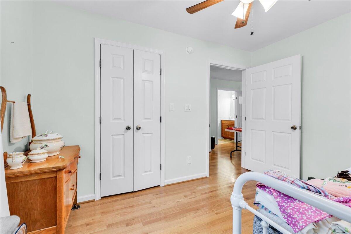 4131 Rutrough Road Southeast Roanoke, VA 24014 - Photo 19 of 42 a view of a study room with furniture and wooden floor