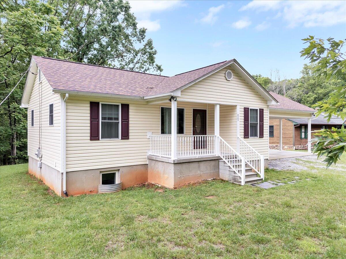 4131 Rutrough Road Southeast Roanoke, VA 24014 - Photo 3 of 42 03-4131 Rutrough Rd SE_03