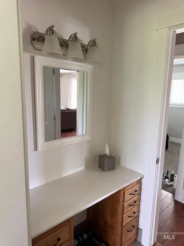 $625,000 | 806 North 650th Street East, Basalt, ID 83218