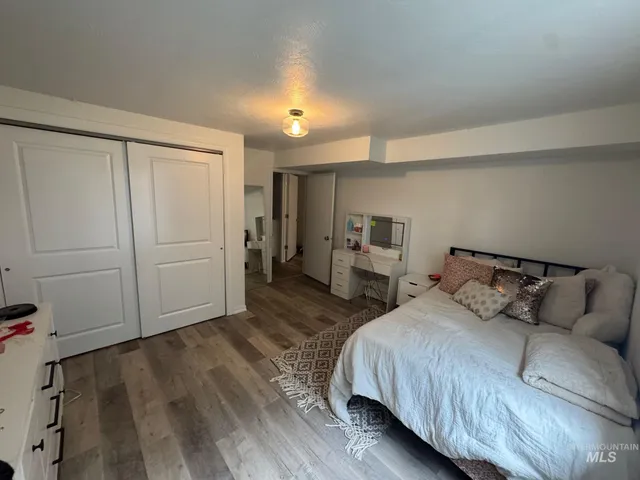 $625,000 | 806 North 650th Street East, Basalt, ID 83218