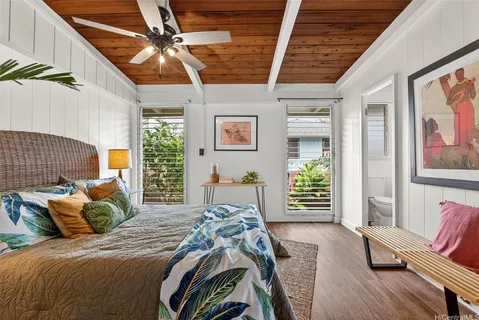 $1,199,000 | 41-1644 Kalanianaʻole Highway, Waimanalo, HI 96795