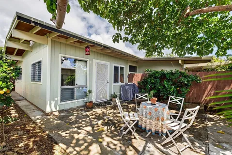$1,199,000 | 41-1644 Kalanianaʻole Highway, Waimanalo, HI 96795