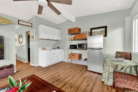$1,199,000 | 41-1644 Kalanianaʻole Highway, Waimanalo, HI 96795