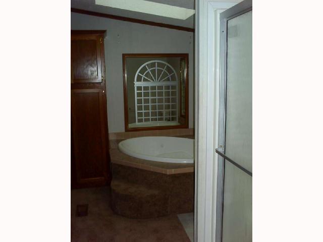 700 McCartney Road Jackson, OH 45640 - Photo 5 of 16