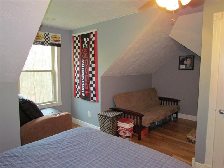 302 Sasser School Road London, KY 40744 - Photo 16 of 35 bedroom with walk-in closet (second floo