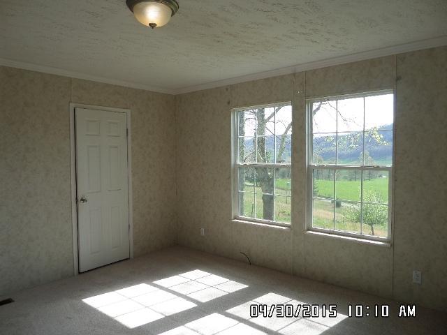 1552 Union School Road Southwest Floyd, VA 24091 - Photo 17 of 40 a view of an empty room and window