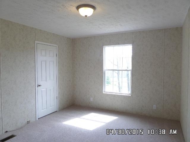 1552 Union School Road Southwest Floyd, VA 24091 - Photo 28 of 40 an empty room with windows