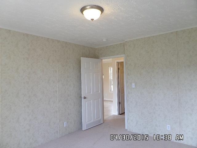 1552 Union School Road Southwest Floyd, VA 24091 - Photo 29 of 40 a view of a hallway