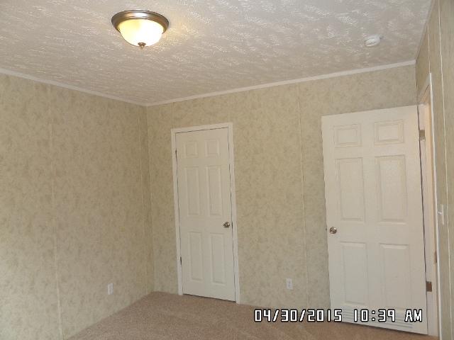 1552 Union School Road Southwest Floyd, VA 24091 - Photo 31 of 40 a view of a hallway