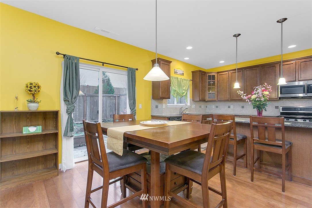 3521 223rd Place Southeast Bothell, WA 98021 - Photo 8 of 24
