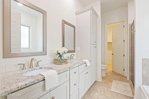 $299,000 | 513 Bourdette Drive, Lafayette, LA 70507
