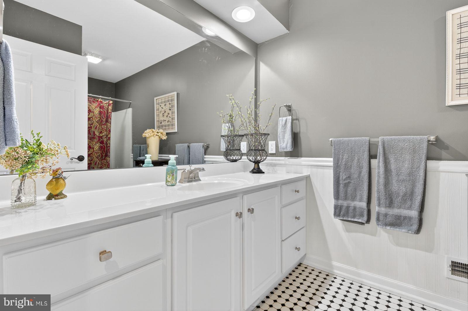 1098 Stillwood Circle Lititz, PA 17543 - Photo 34 of 54