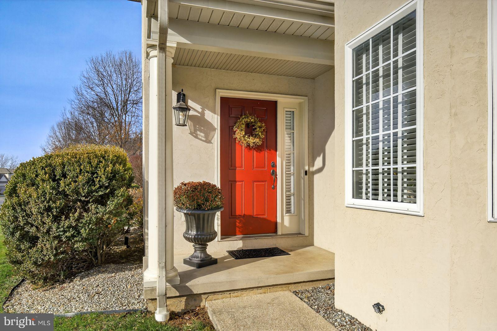 1098 Stillwood Circle Lititz, PA 17543 - Photo 5 of 54