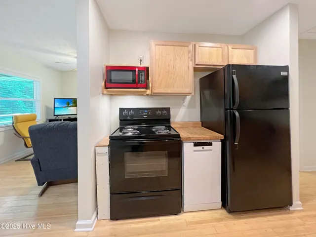 $1,275 | 161 Pinewood Trail, Hertford, NC 27944