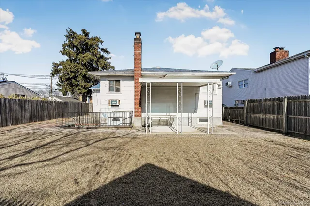 $674,990 | 94 Conklin Street, Farmingdale, NY 11735