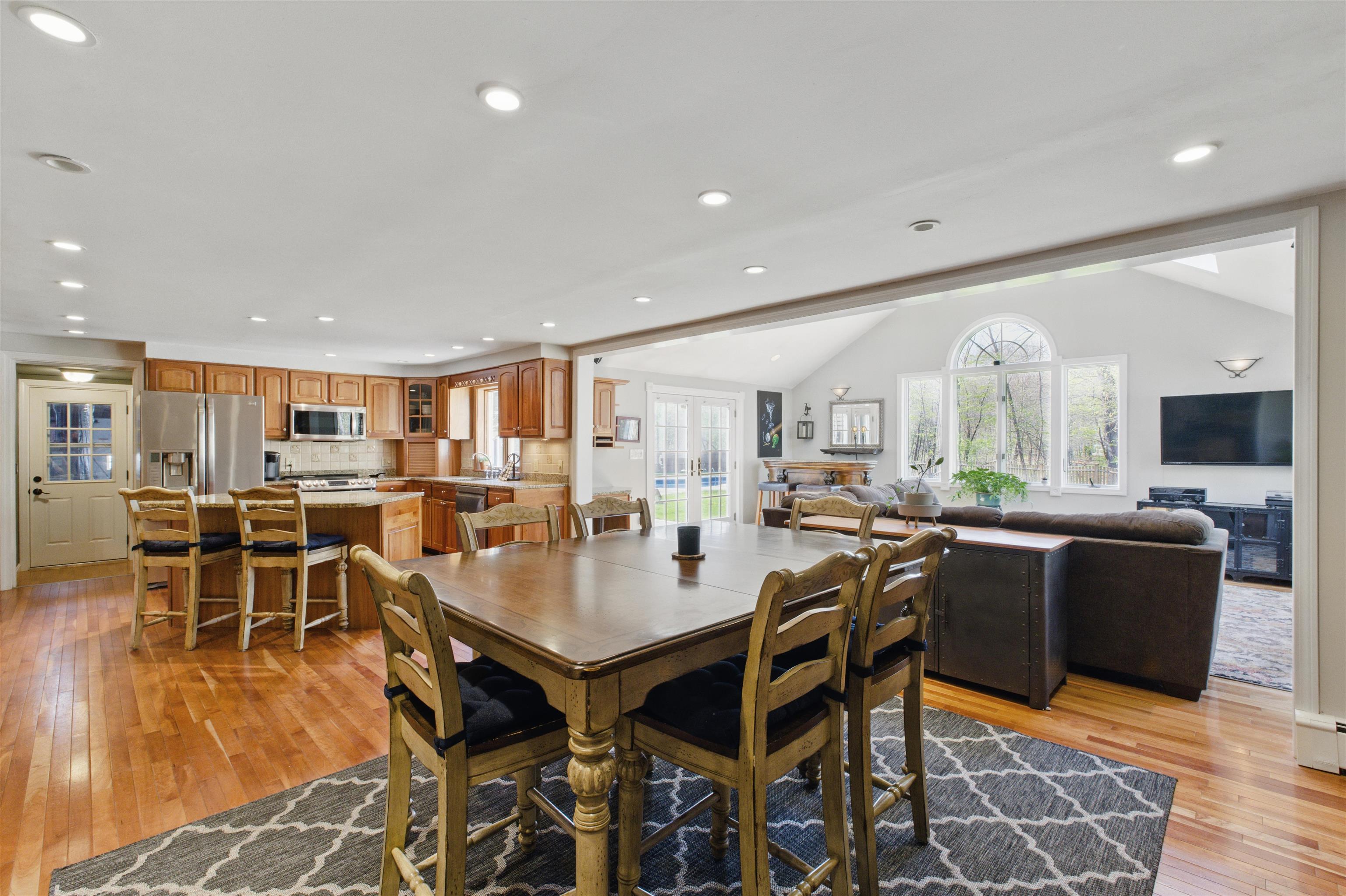 51 James Farm Road Lee, NH 03861 - Photo 11 of 56