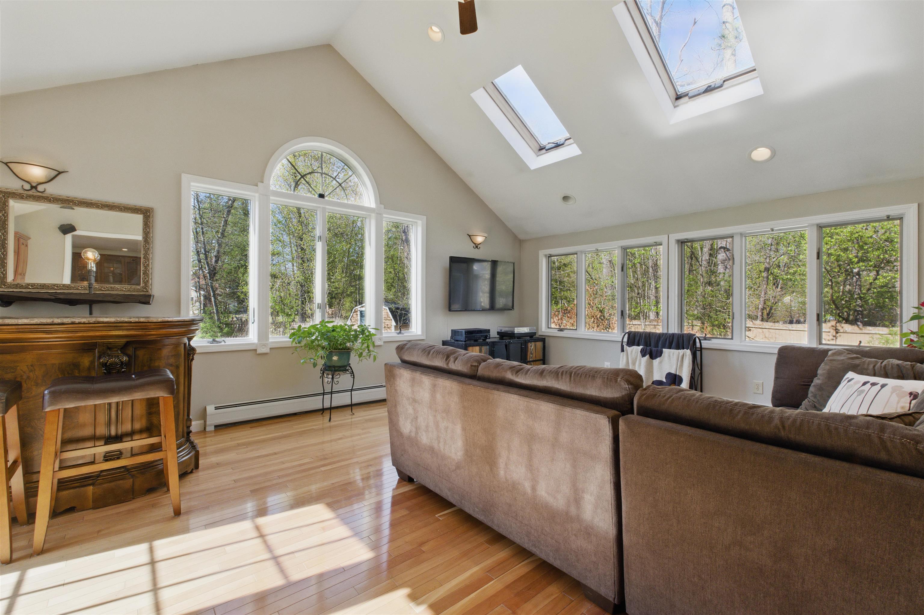 51 James Farm Road Lee, NH 03861 - Photo 13 of 56