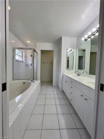 $3,500 | 17771 Castle Harbor Drive, Fort Myers, FL 33967