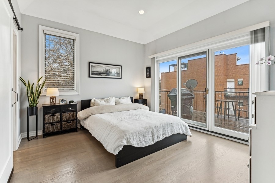 3108 North Racine Avenue, Unit 3 Chicago, IL 60657 - Photo 9 of 24 Gallery Image 9