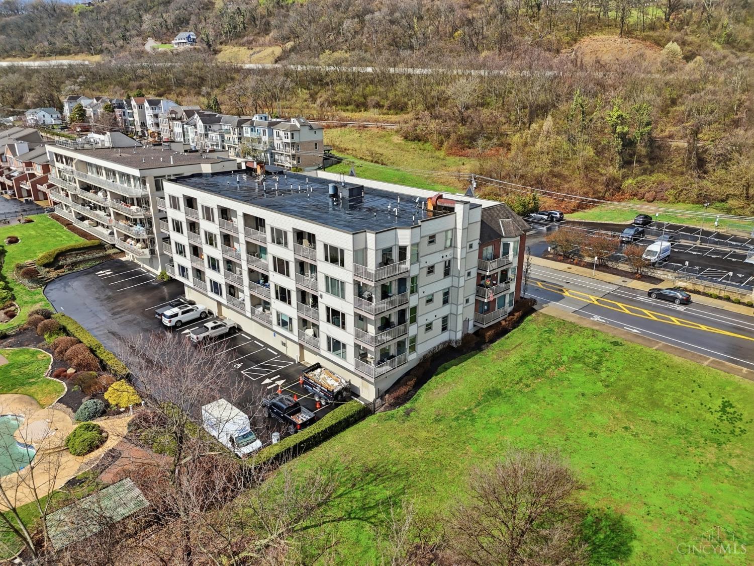 2235 Riverside Drive, Unit 306 Cincinnati, OH 45202 - Photo 47 of 59