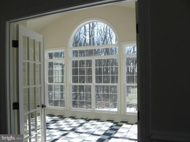 11302 Springpark Court Laurel, MD 20708 - Photo 11 of 12 Interior (General)