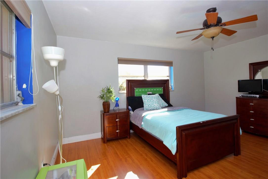 2301 Northeast 45th Street Lighthouse Point, FL 33064 - Photo 15 of 32 Photo 15