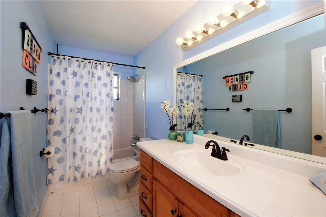 2301 Northeast 45th Street Lighthouse Point, FL 33064 - Photo 16 of 32 Photo 16