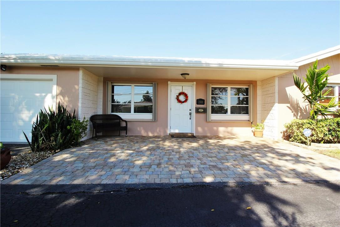 2301 Northeast 45th Street Lighthouse Point, FL 33064 - Photo 3 of 32 Photo 3