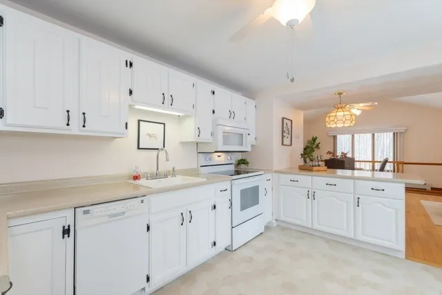 $599,000 | 5 Porter Avenue, Burlington, MA 01803