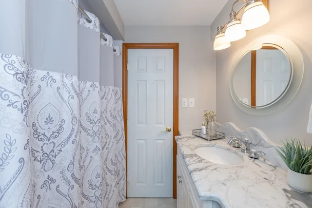 $599,000 | 5 Porter Avenue, Burlington, MA 01803