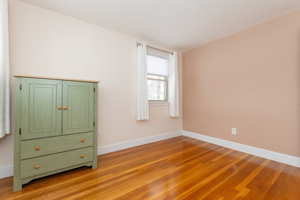 5 Porter Avenue Burlington, MA 01803 - Photo 27 of 37