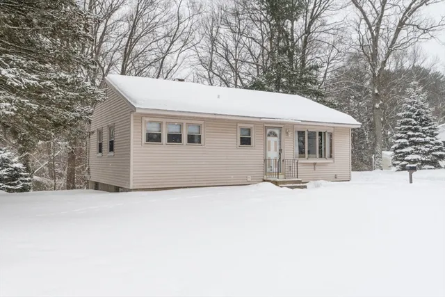 $599,000 | 5 Porter Avenue, Burlington, MA 01803