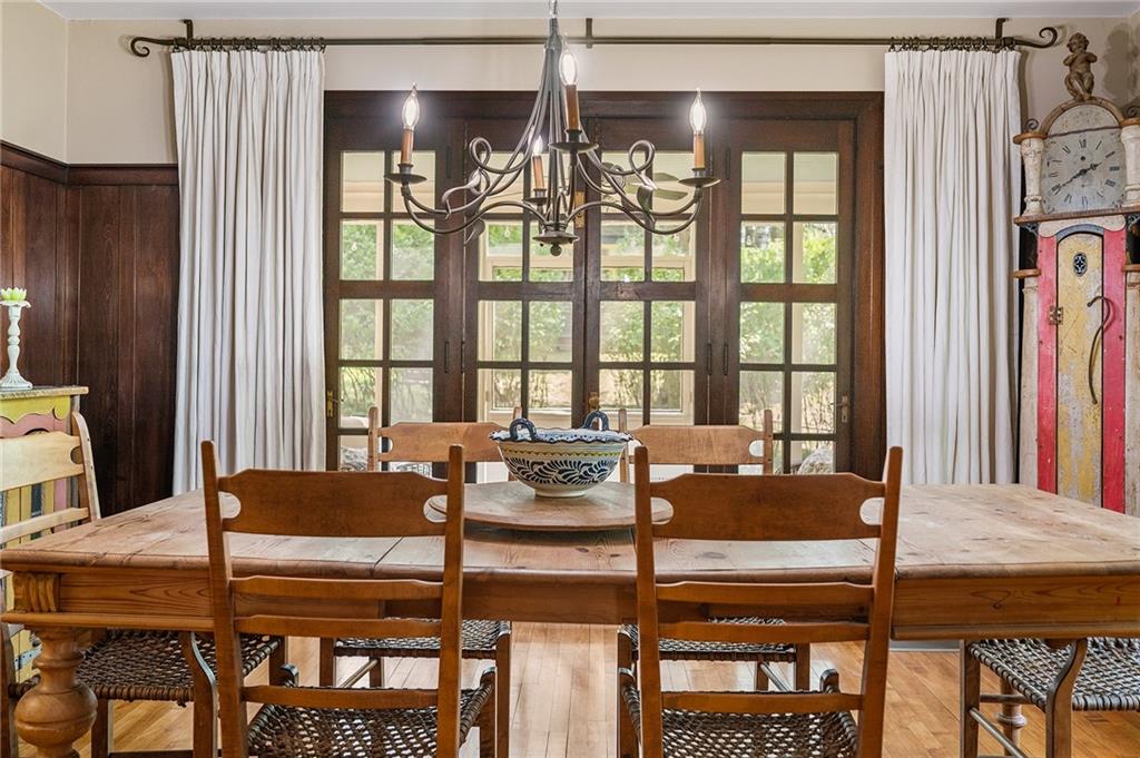 325 Sycamore Road Sewickley, PA 15143 - Photo 8 of 49 a dining table with chairs and window