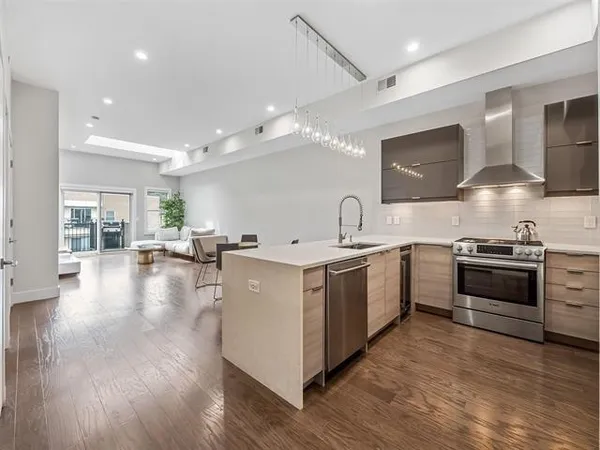 $1,375,000 | 618 Madison Street, Unit 4, Hoboken, NJ 07030