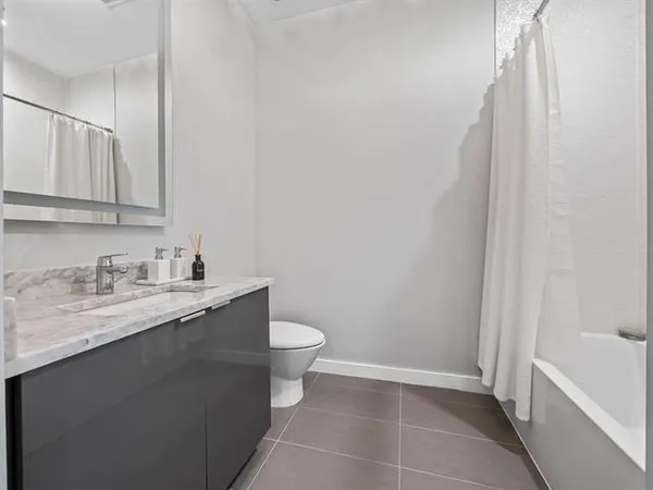 $1,375,000 | 618 Madison Street, Unit 4, Hoboken, NJ 07030
