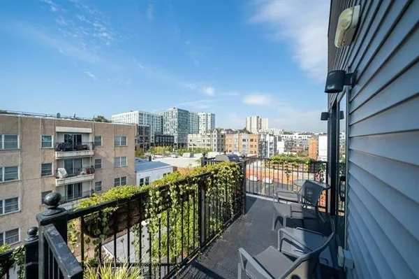 $1,375,000 | 618 Madison Street, Unit 4, Hoboken, NJ 07030