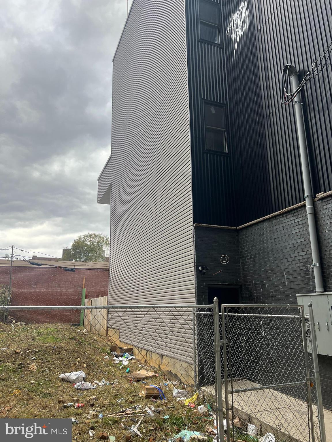 2248 North Front Street Philadelphia, PA 19133 - Photo 8 of 9