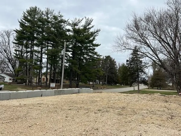 $30,000 | 800 North Main Street, Prairie du Chien, WI 53821