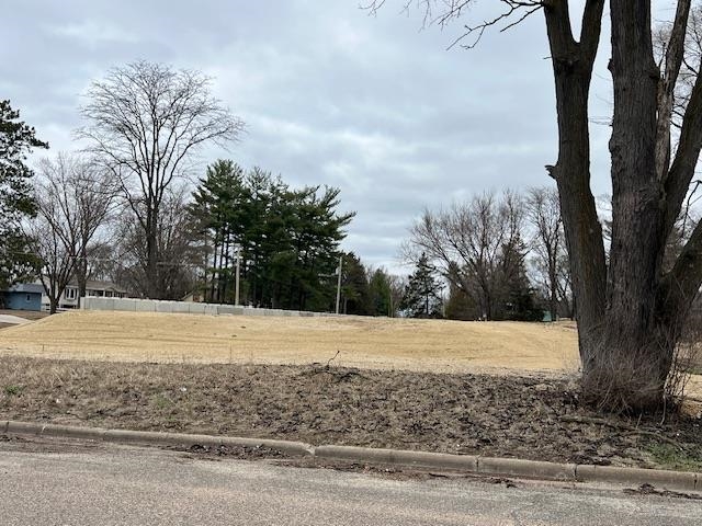 800 North Main Street Prairie du Chien, WI 53821 - Photo 9 of 15