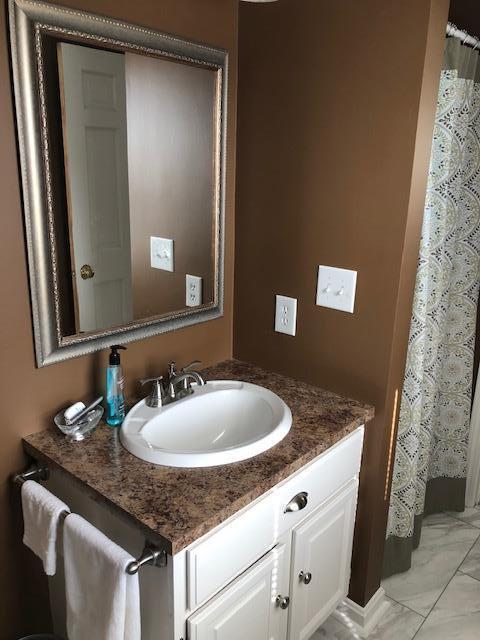 61 Phipps Road Portland, ME 04102 - Photo 19 of 40 Master Bath