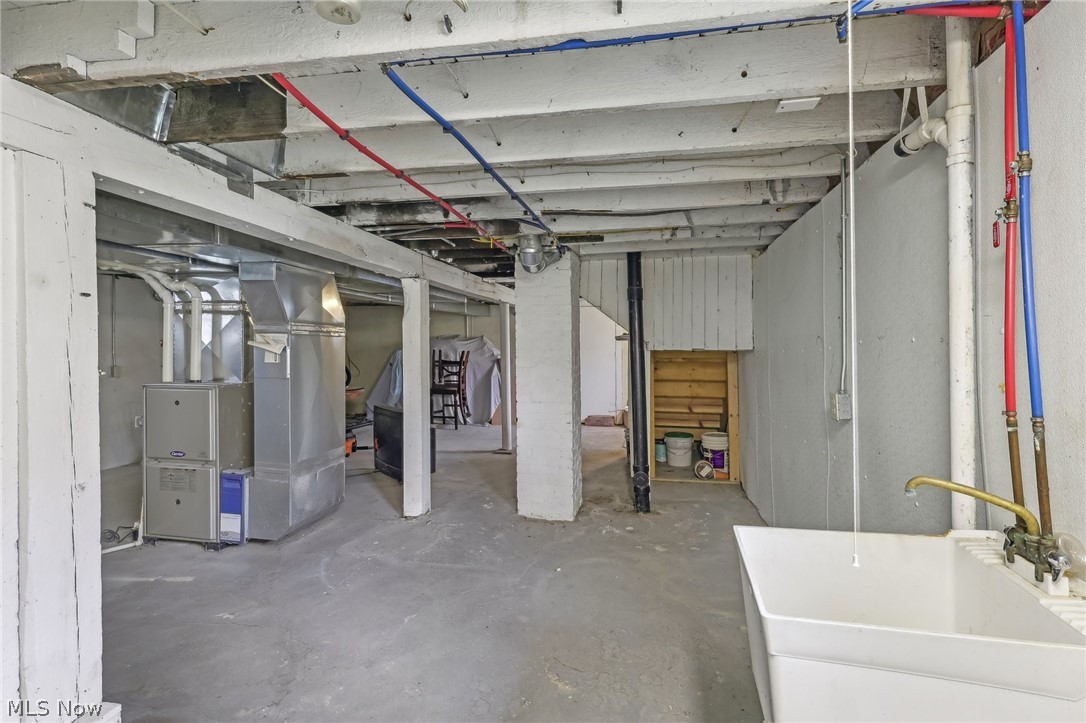 2998 Massillon Road Akron, OH 44312 - Photo 26 of 36 Basement