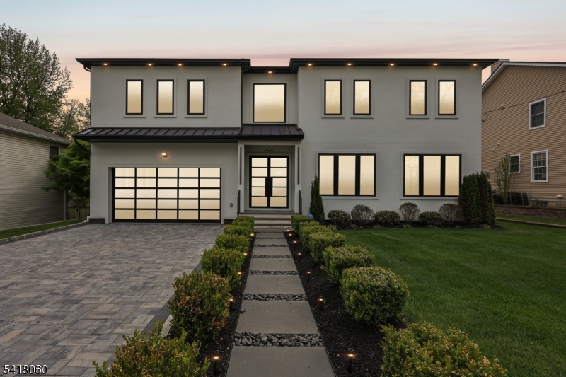 424 East Ridgewood Avenue Paramus, NJ 07652 - Photo 49 of 50 Gallery Image 49