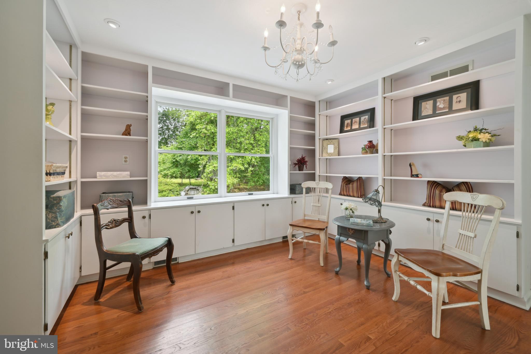 16 Fieldston Road West Windsor, NJ 08550 - Photo 29 of 34 a workspace with furniture a window and wooden floor