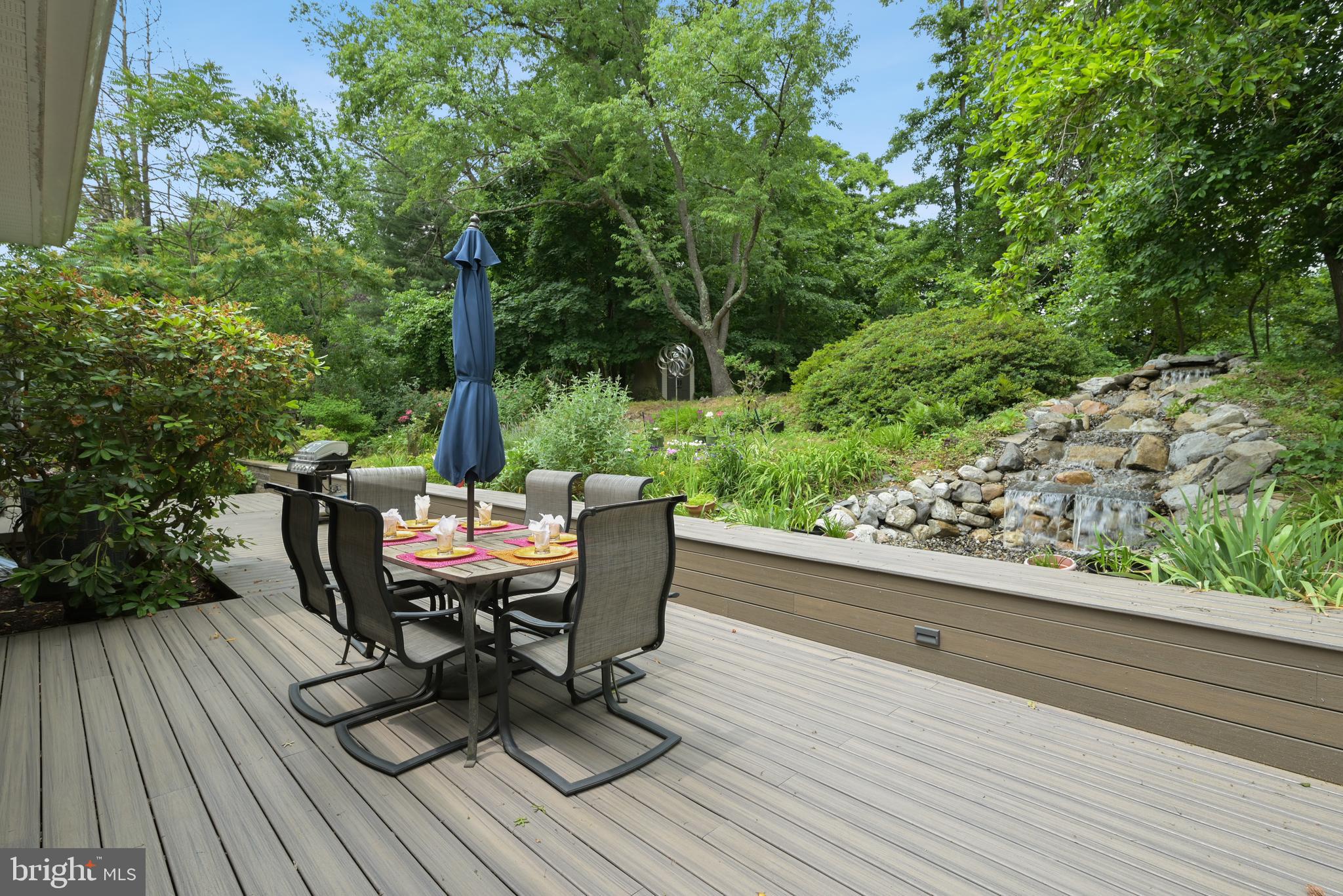 16 Fieldston Road West Windsor, NJ 08550 - Photo 32 of 34 a view of backyard with sitting area
